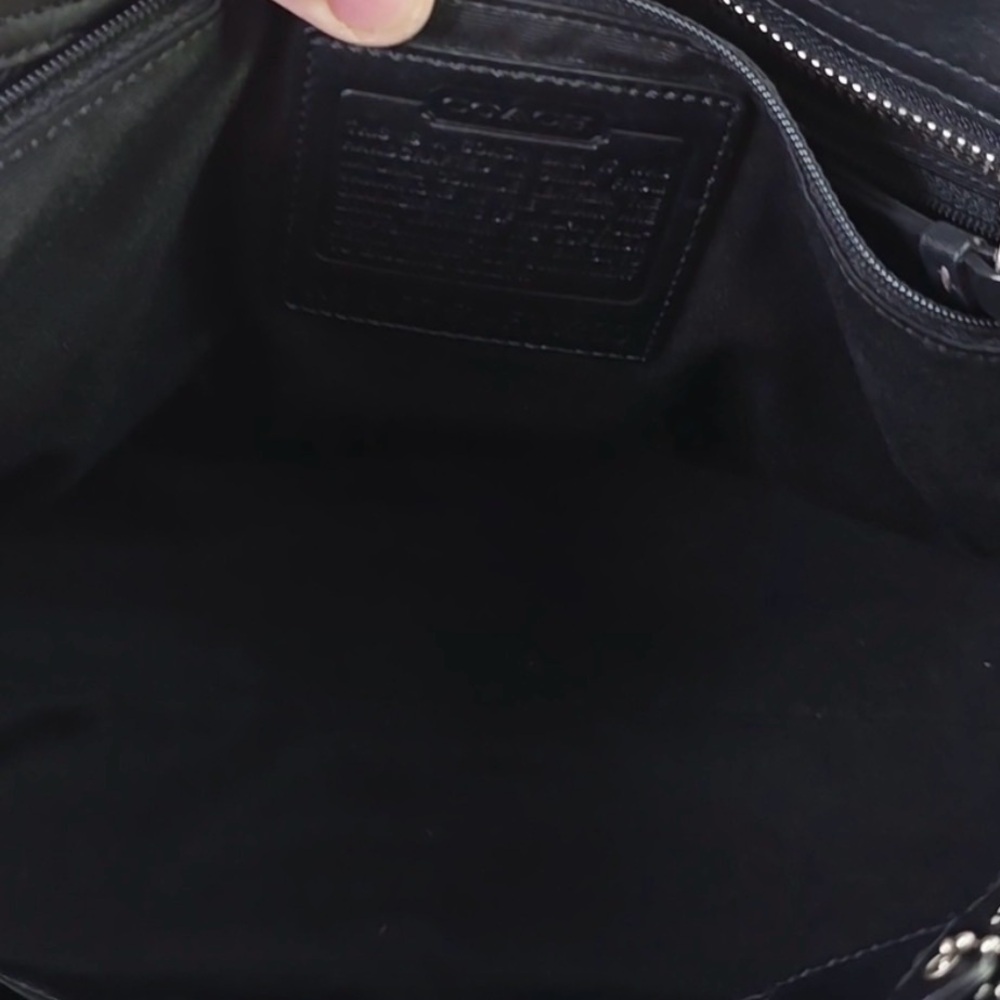 Coach- leather handbag, CLEAN - Picture 8 of 9